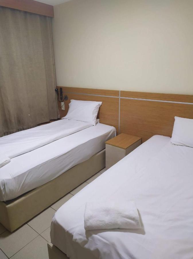 Helios Hotel Poitiers Eksteriør bilde