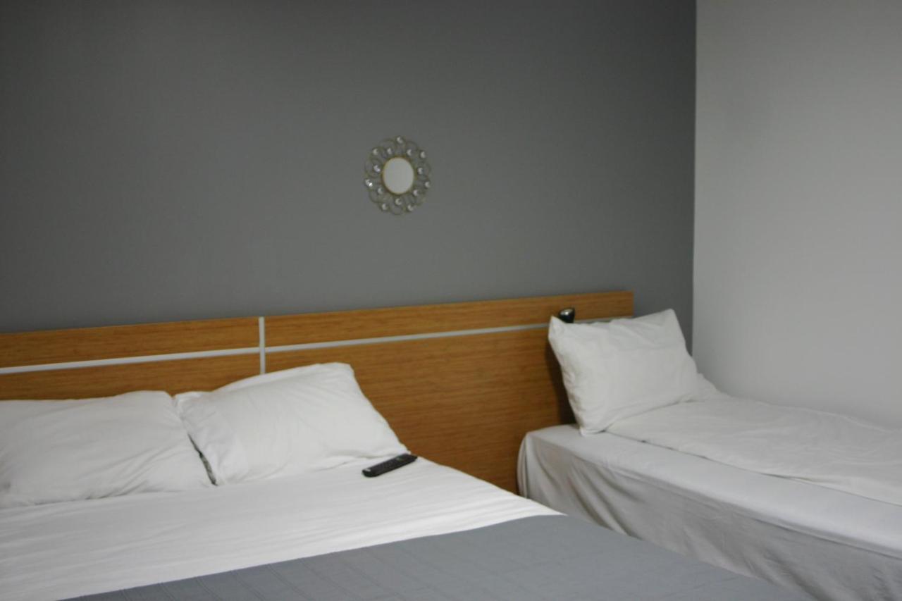 Helios Hotel Poitiers Eksteriør bilde